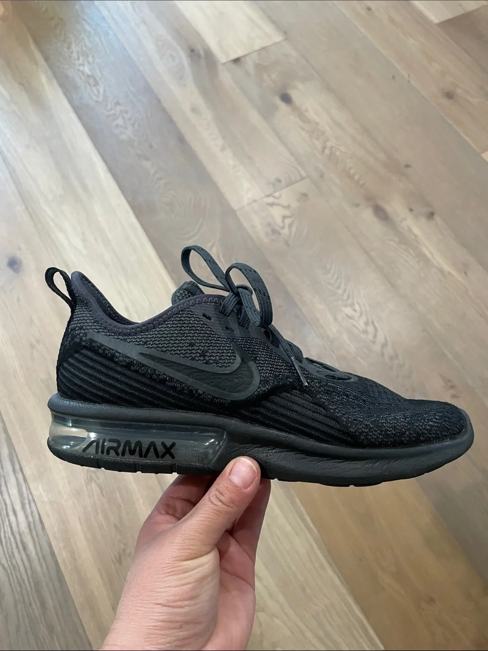 Nike Air Max Sequent 4 Anthracite Women’s Size 7.5
